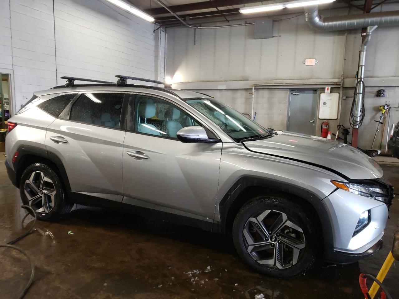 2023 Hyundai Tucson VIN 5NMJFCAE8PH282252 Copart auction photo, front end / side damage thumbnail 4