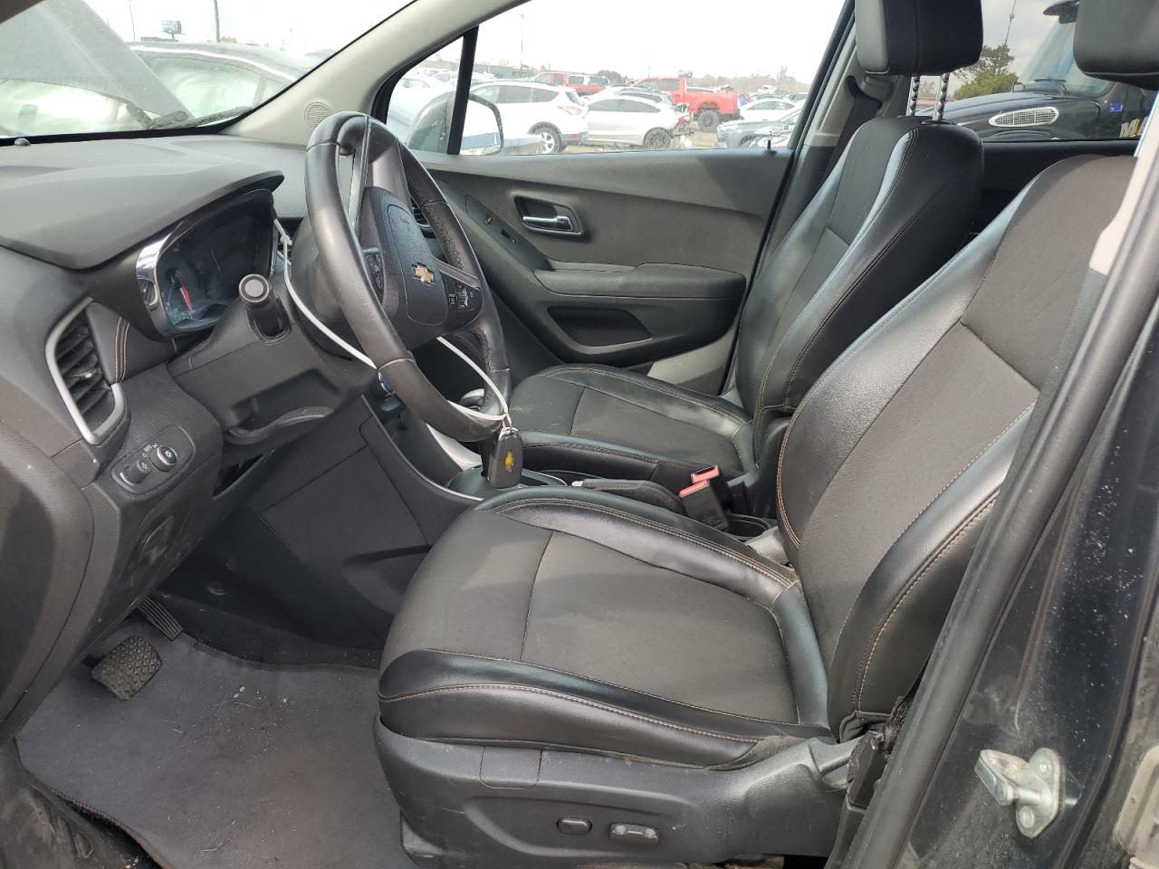 2017 Chevrolet Trax VIN 3GNCJLSB1HL259547 Copart auction photo, front end damage thumbnail 7
