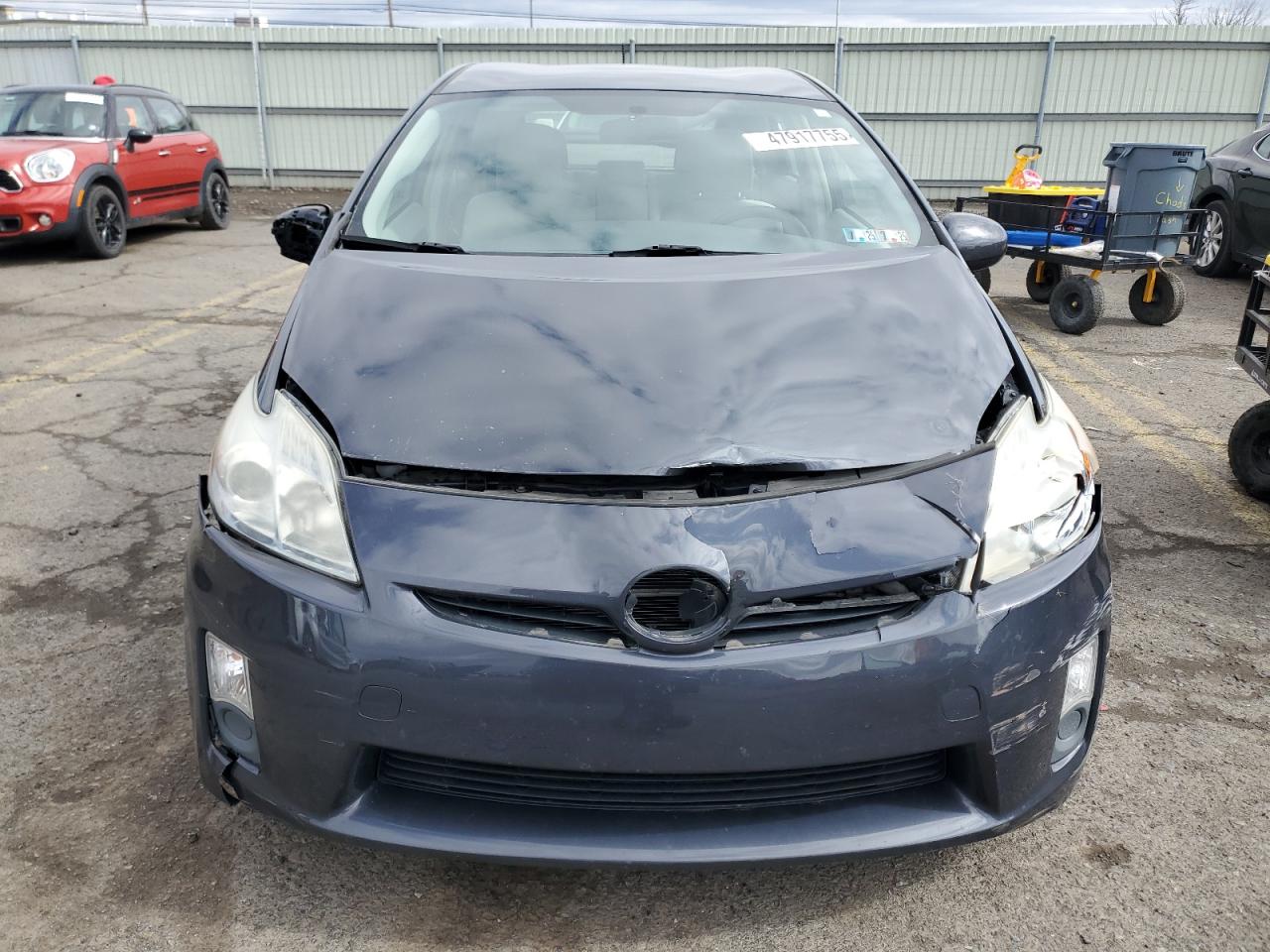 2011 Toyota Prius VIN JTDKN3DU8B1468533 Copart auction photo, front end / side damage thumbnail 5