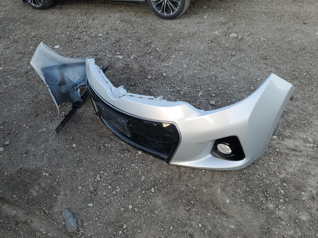 2014 Toyota Corolla VIN 5YFBURHEXEP063945 Copart auction photo, front end / side damage thumbnail 12