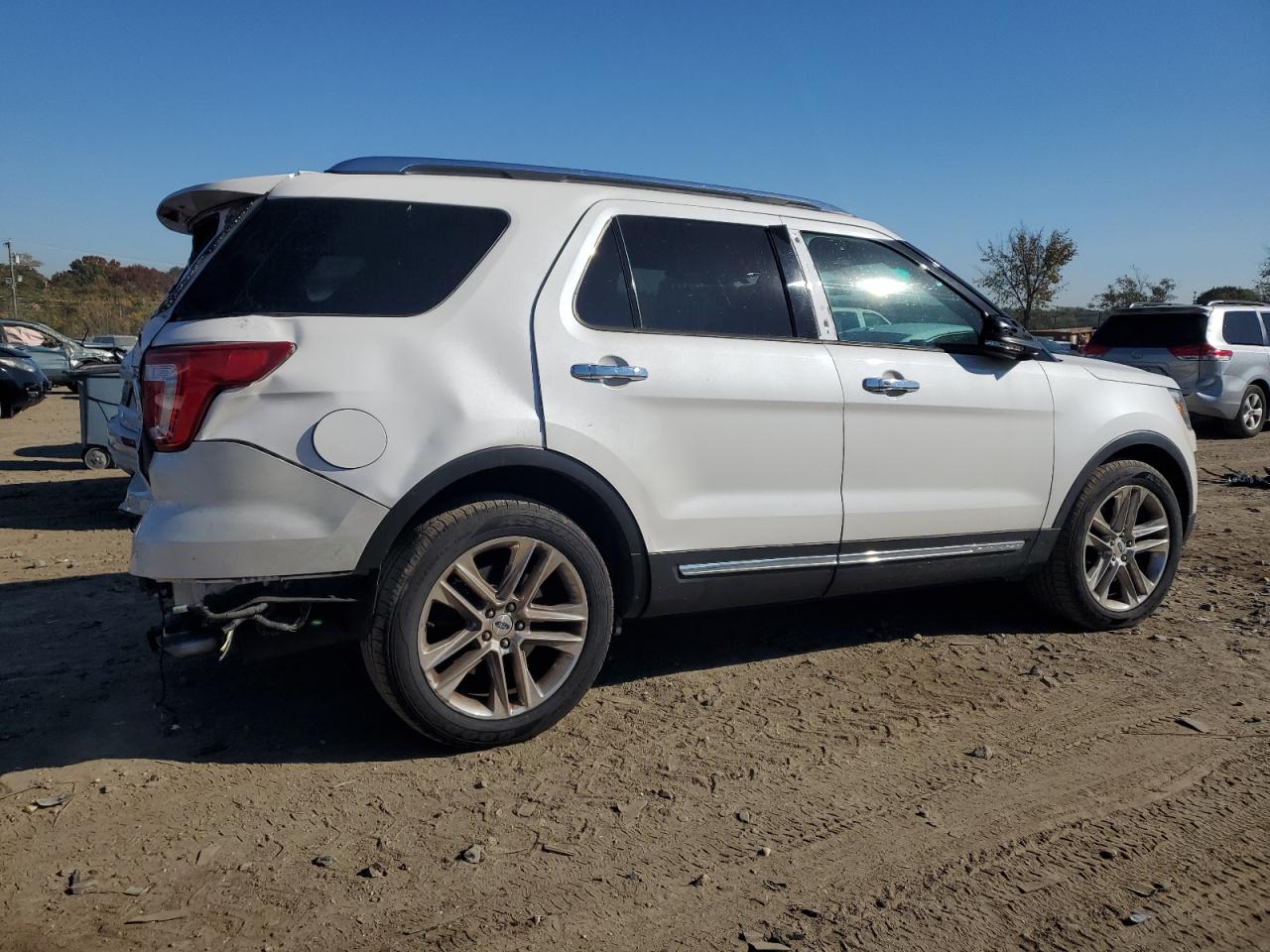 2017 Ford Explorer VIN 1FM5K8F85HGC52109 Copart auction photo, rear end / minor dent/scratches damage thumbnail 3