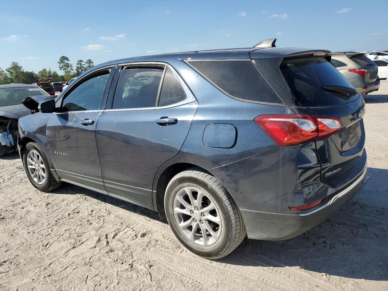 2019 Chevrolet Equinox VIN 3GNAXKEV5KL307113 Copart auction photo, front end damage thumbnail 2