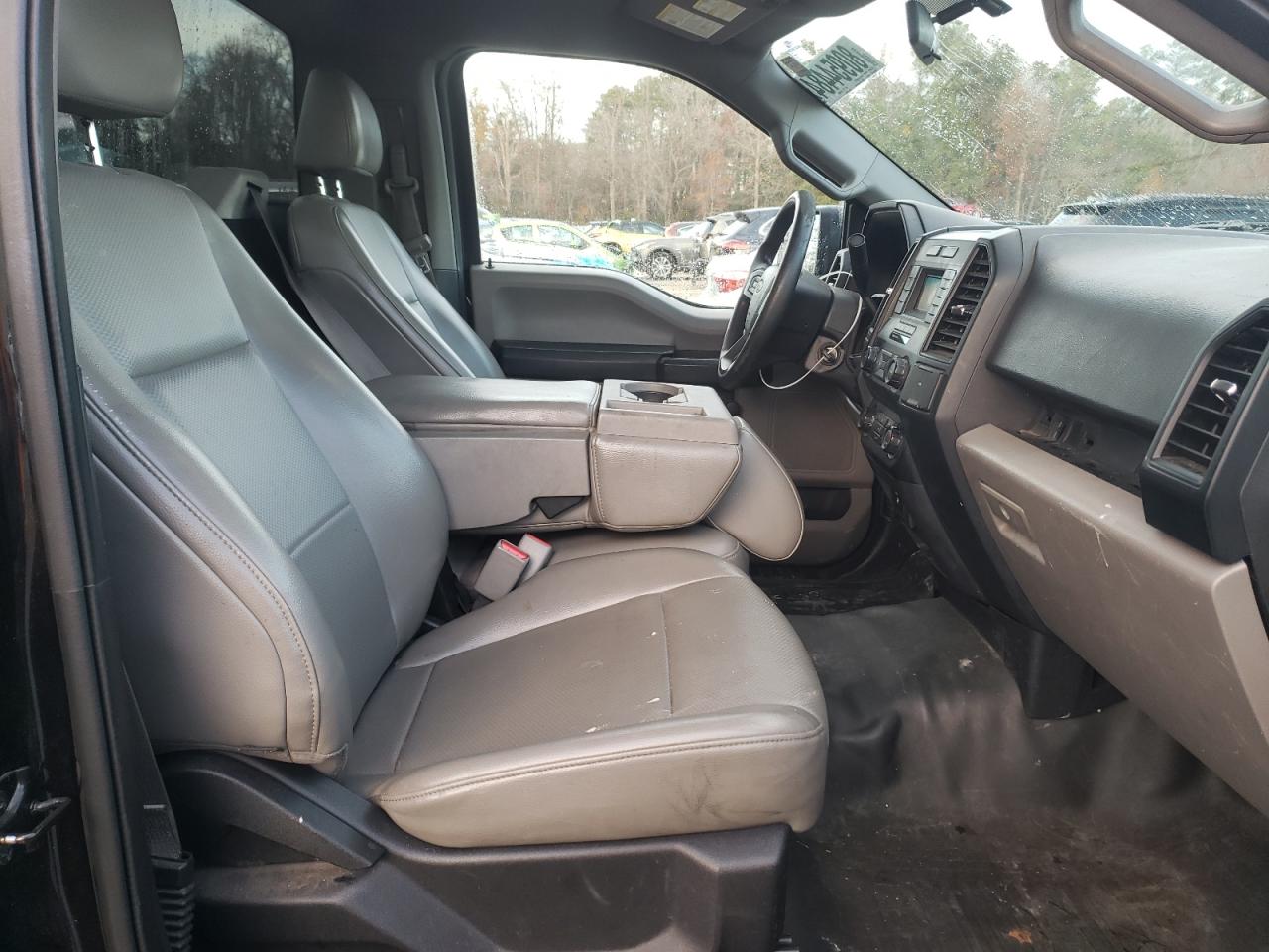 2015 Ford F-150 VIN 1FTMF1C88FKD14533 Copart auction photo, front end / rear end damage thumbnail 10