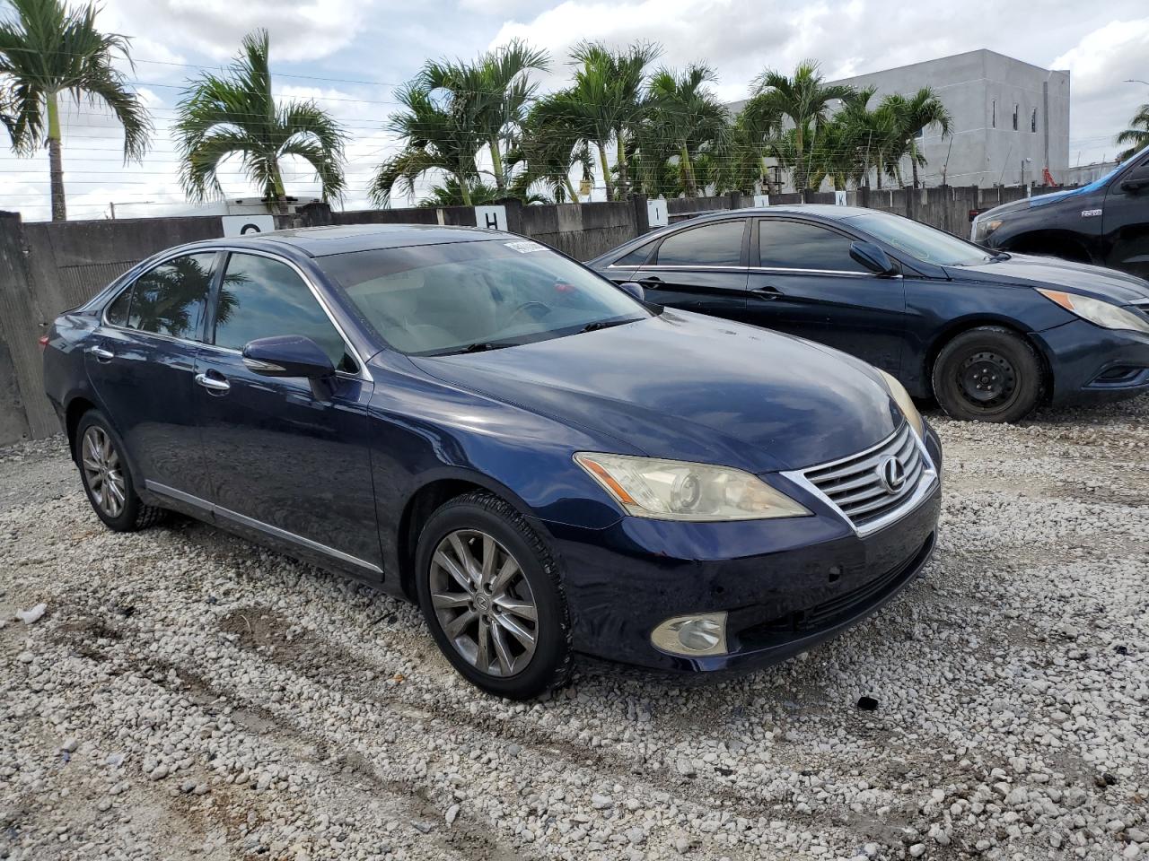 2012 Lexus ES VIN JTHBK1EG8C2477572 Copart auction photo, rear end damage thumbnail 4