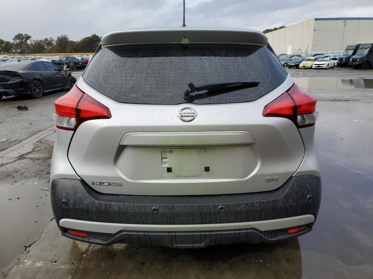 2020 Nissan Kicks VIN 3N1CP5DV6LL482964 Copart auction photo, front end / undercarriage damage thumbnail 6