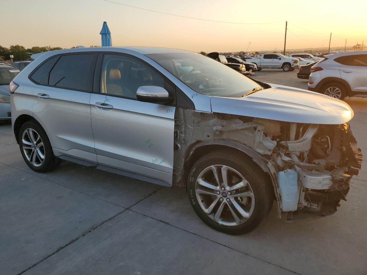 2016 Ford Edge VIN 2FMPK4AP0GBB48228 Copart auction photo, front end damage thumbnail 4