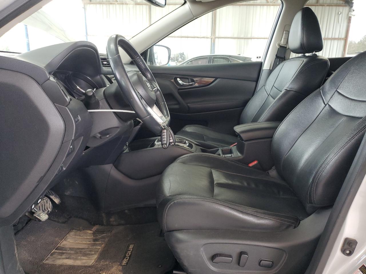 2017 Nissan Rogue VIN 5N1AT2MT7HC886559 Copart auction photo, front end / minor dent/scratches damage thumbnail 7