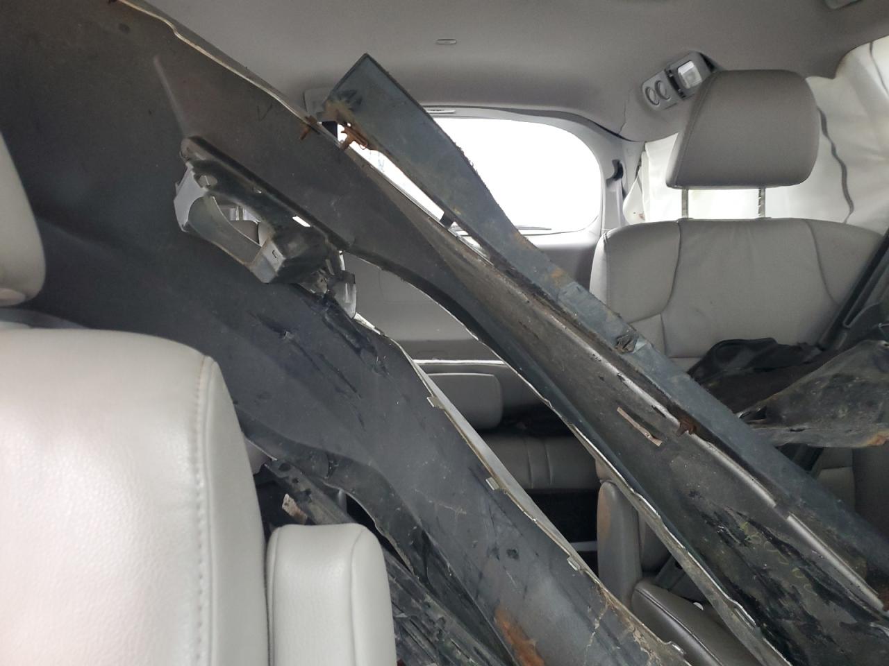 2011 Honda Odyssey VIN 5FNRL5H63BB043885 Copart auction photo, front end / side damage thumbnail 10