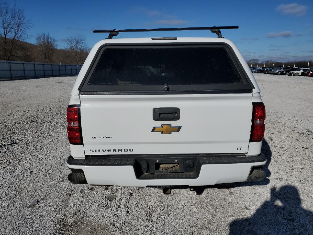 2017 Chevrolet Silverado VIN 3GCUKRECXHG102559 Copart auction photo, all over damage thumbnail 6