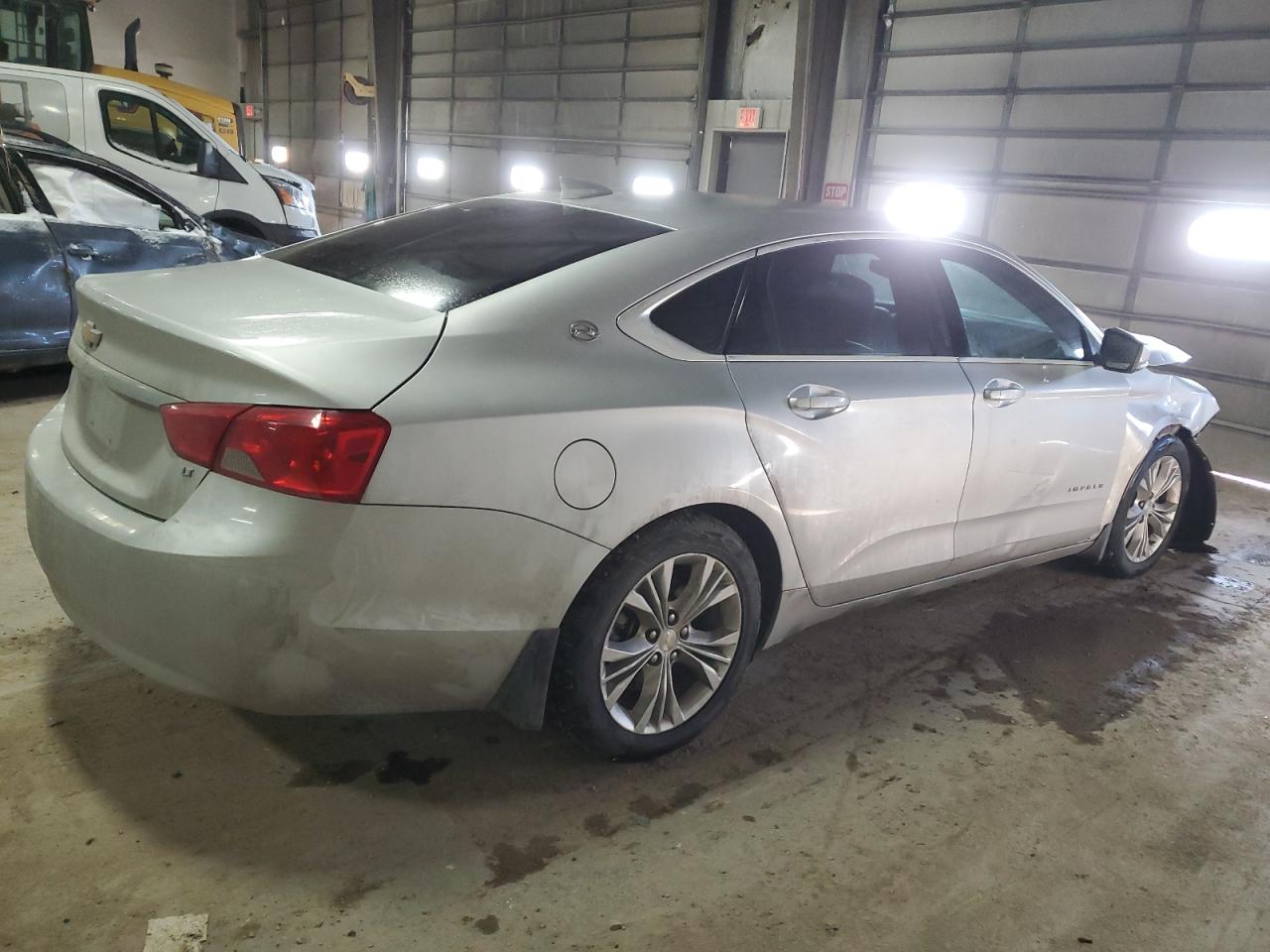 2015 Chevrolet Impala VIN 2G1125S3XF9106787 Copart auction photo, front end / side damage thumbnail 3