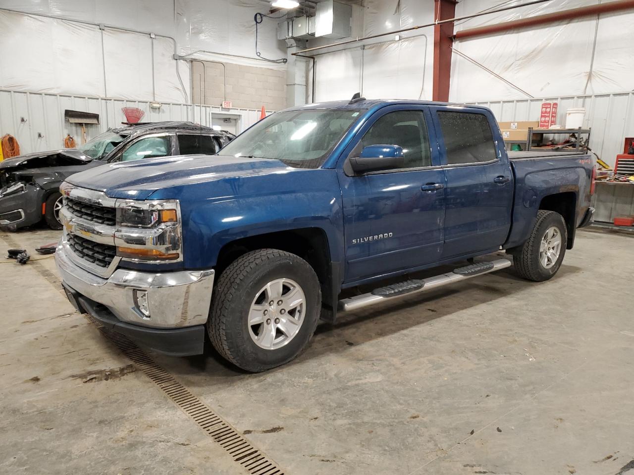 2018 Chevrolet Silverado VIN 3GCUKREC8JG515733