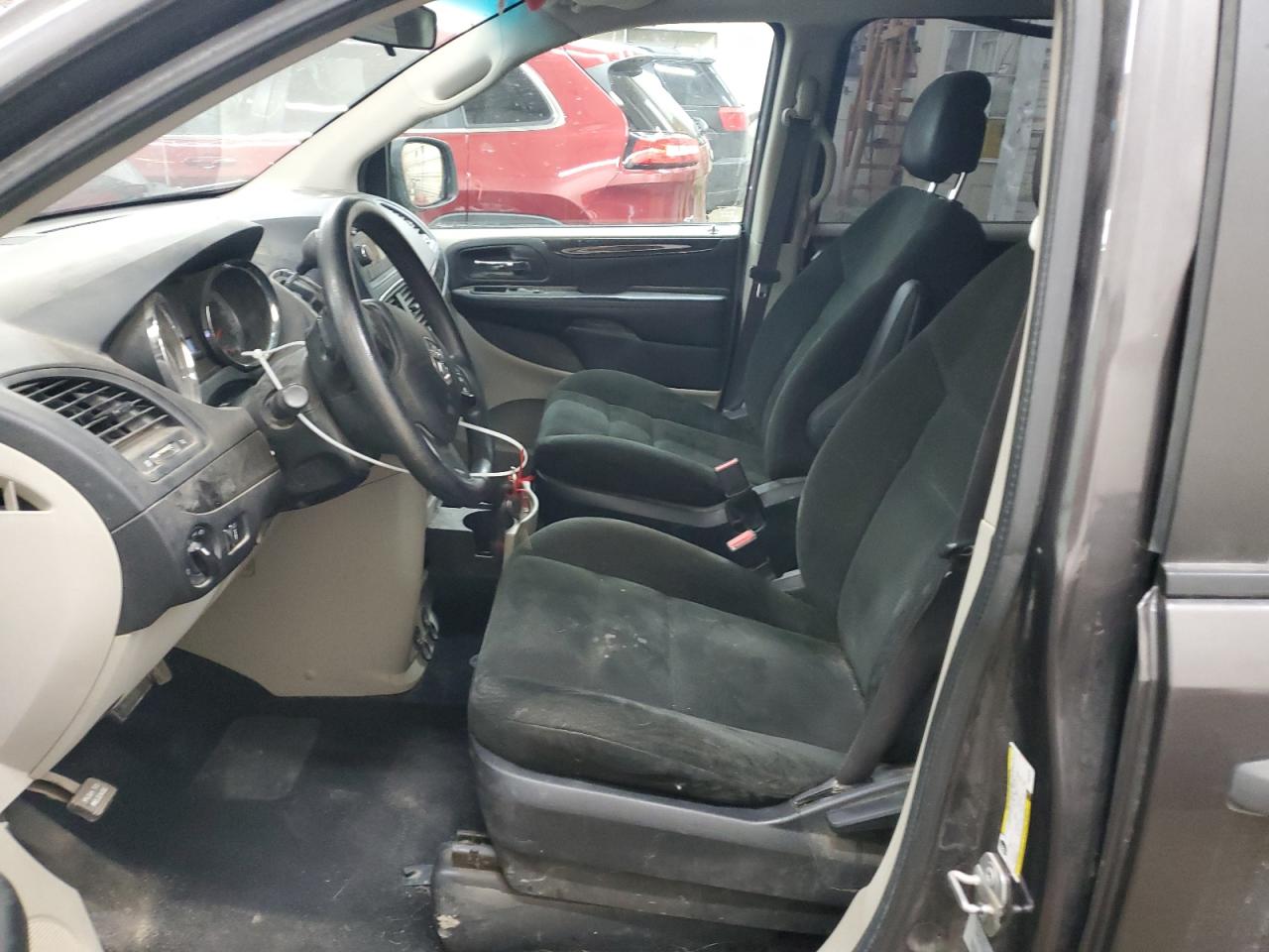 2015 Dodge Caravan VIN 2C4RDGBG7FR636038 Copart auction photo, front end damage thumbnail 7