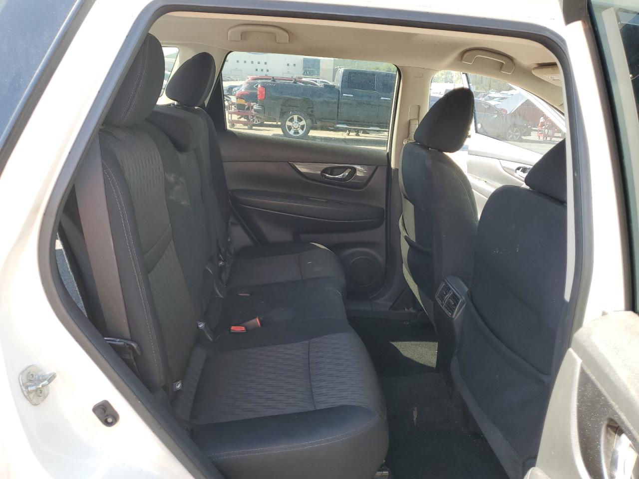 2017 Nissan Rogue VIN 5N1AT2MT5HC885166 Copart auction photo, front end / side damage thumbnail 11