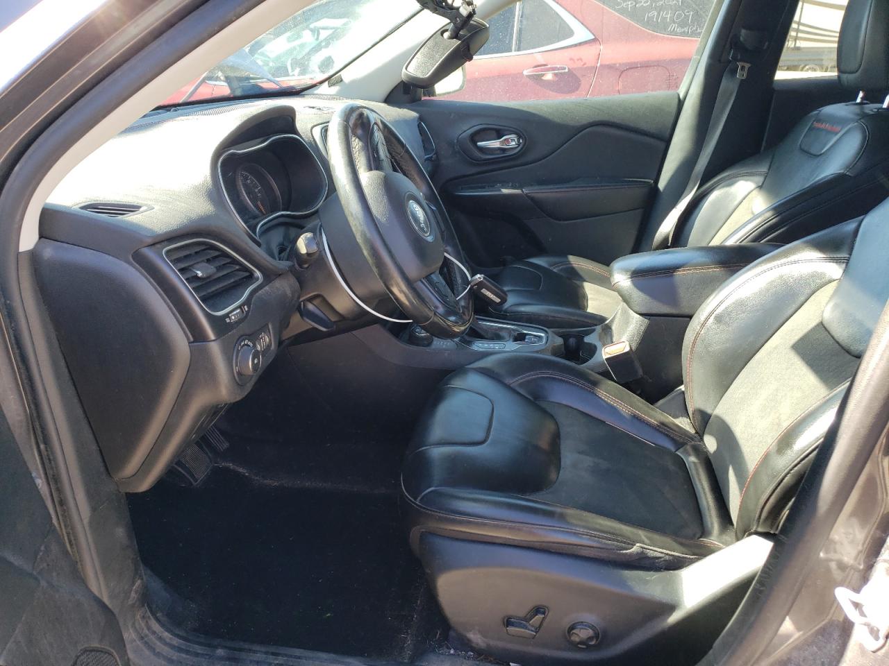 2020 Jeep Cherokee VIN 1C4PJMBX9LD527366 Copart auction photo, front end / side damage thumbnail 7