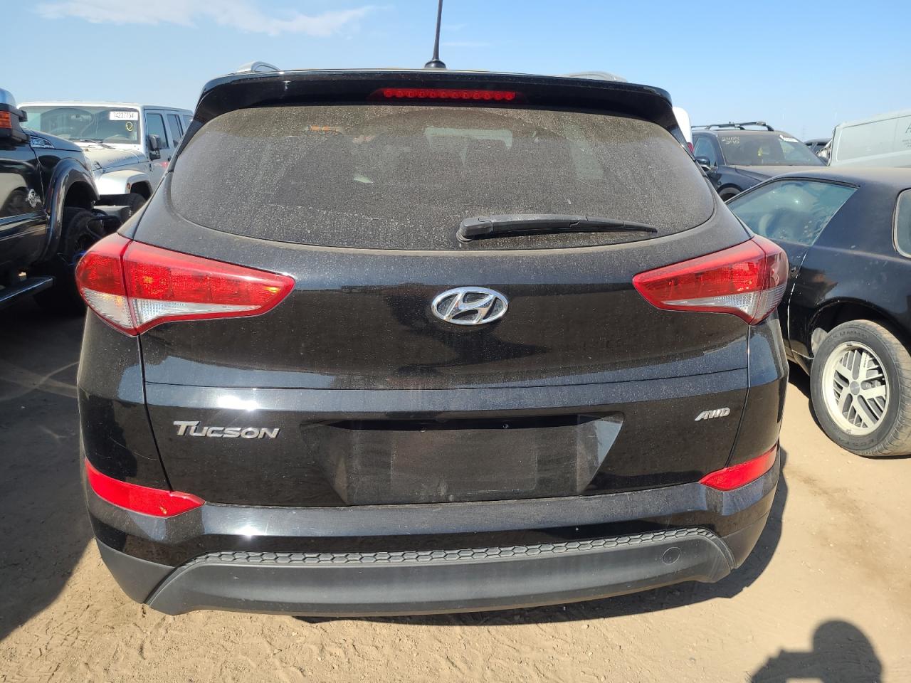 2017 Hyundai Tucson VIN KM8J3CA45HU460771 Copart auction photo, vandalism damage thumbnail 6
