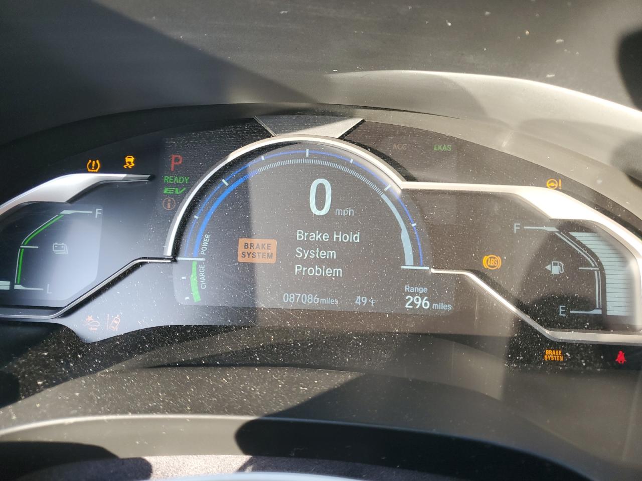 2018 Honda Clarity VIN JHMZC5F16JC013619 Copart auction photo, all over / minor dent/scratches damage thumbnail 9