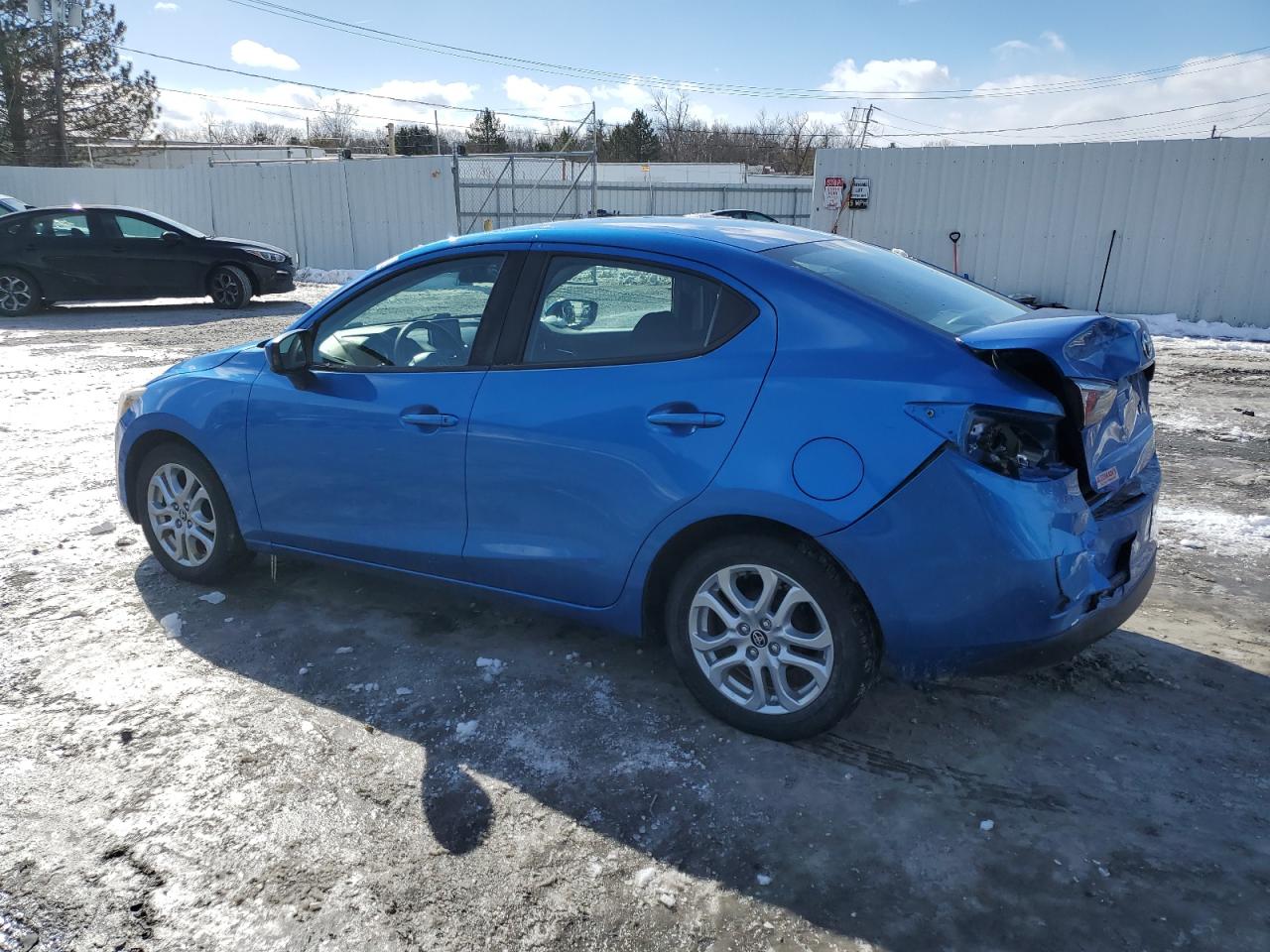 2017 Toyota Yaris VIN 3MYDLBYV7HY177264 Copart auction photo, rear end damage thumbnail 2