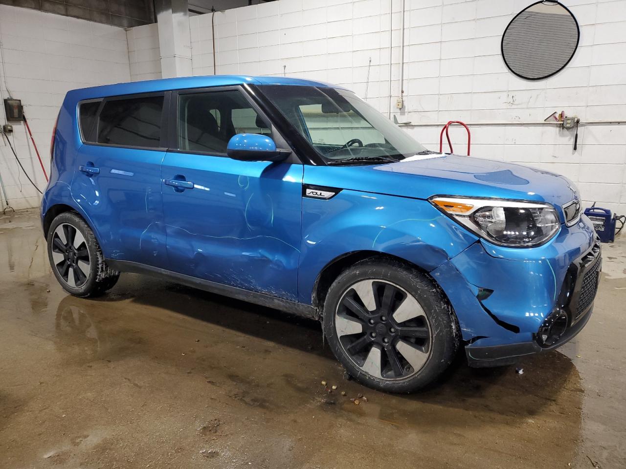 2016 KIA Soul VIN KNDJP3A54G7303683 Copart auction photo, front end / side damage thumbnail 4