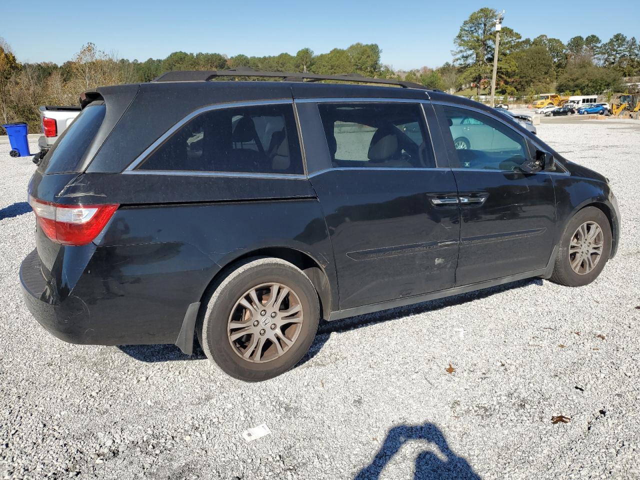 2011 Honda Odyssey VIN 5FNRL5H69BB071304 Copart auction photo, vandalism / side damage thumbnail 3