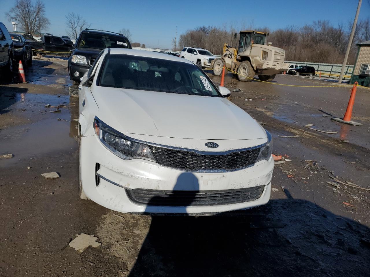 2017 KIA Optima VIN 5XXGT4L33HG161486 Copart auction photo, all over damage thumbnail 5