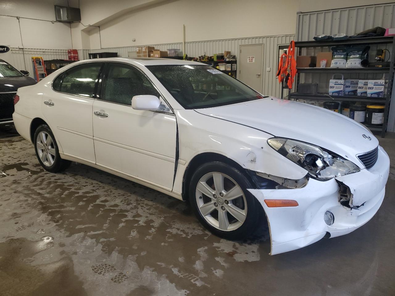 2005 Lexus ES VIN JTHBA30G755067692 Copart auction photo, front end damage thumbnail 4