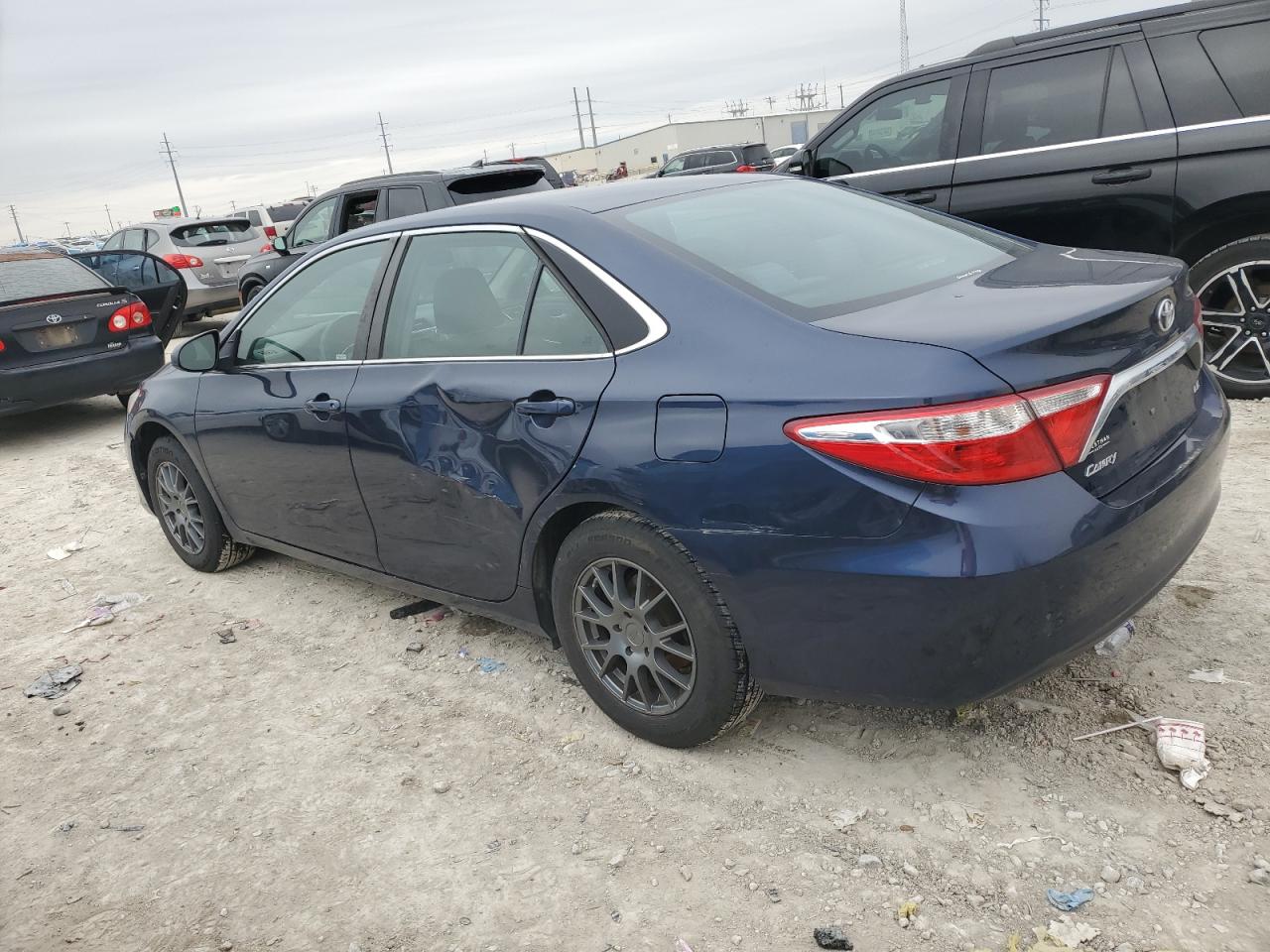 2020 Toyota Camry VIN 4T1BF1FK7HU757578 Copart auction photo, side damage thumbnail 2