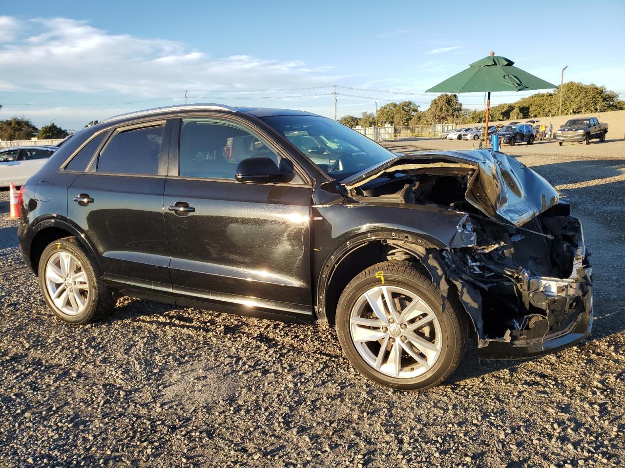 2018 Audi Q3 VIN WA1BCCFS0JR019407 Copart auction photo, front end damage thumbnail 4