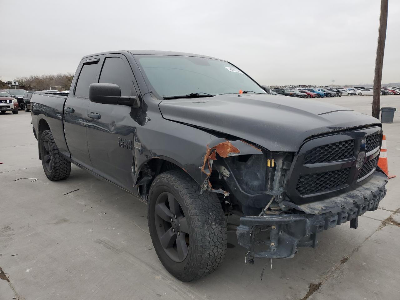 2017 RAM 1500 VIN 1C6RR7FT3HS715479 Copart auction photo, front end / minor dent/scratches damage thumbnail 4