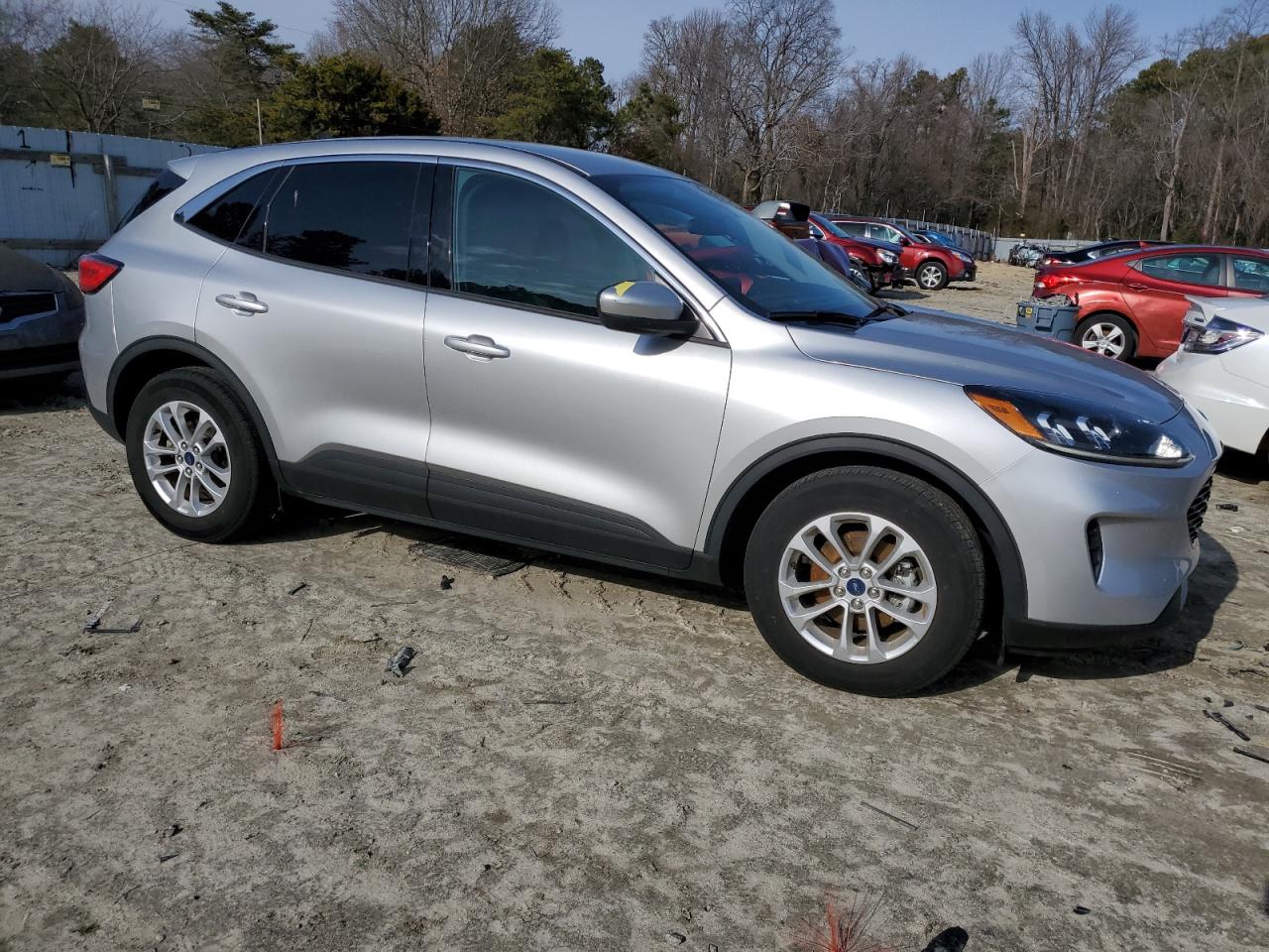 2020 Ford Escape VIN 1FMCU0G66LUA07202 Copart auction photo, undercarriage / mechanical damage thumbnail 4