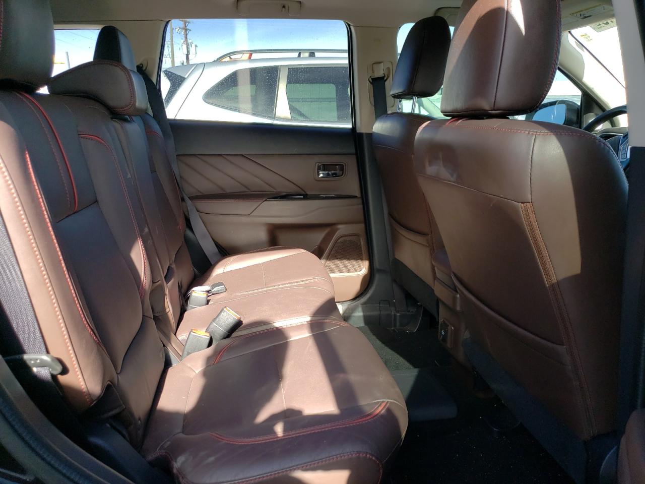 2018 Mitsubishi Outlander VIN JA4J24A54JZ055817 Copart auction photo, side / front end damage thumbnail 12