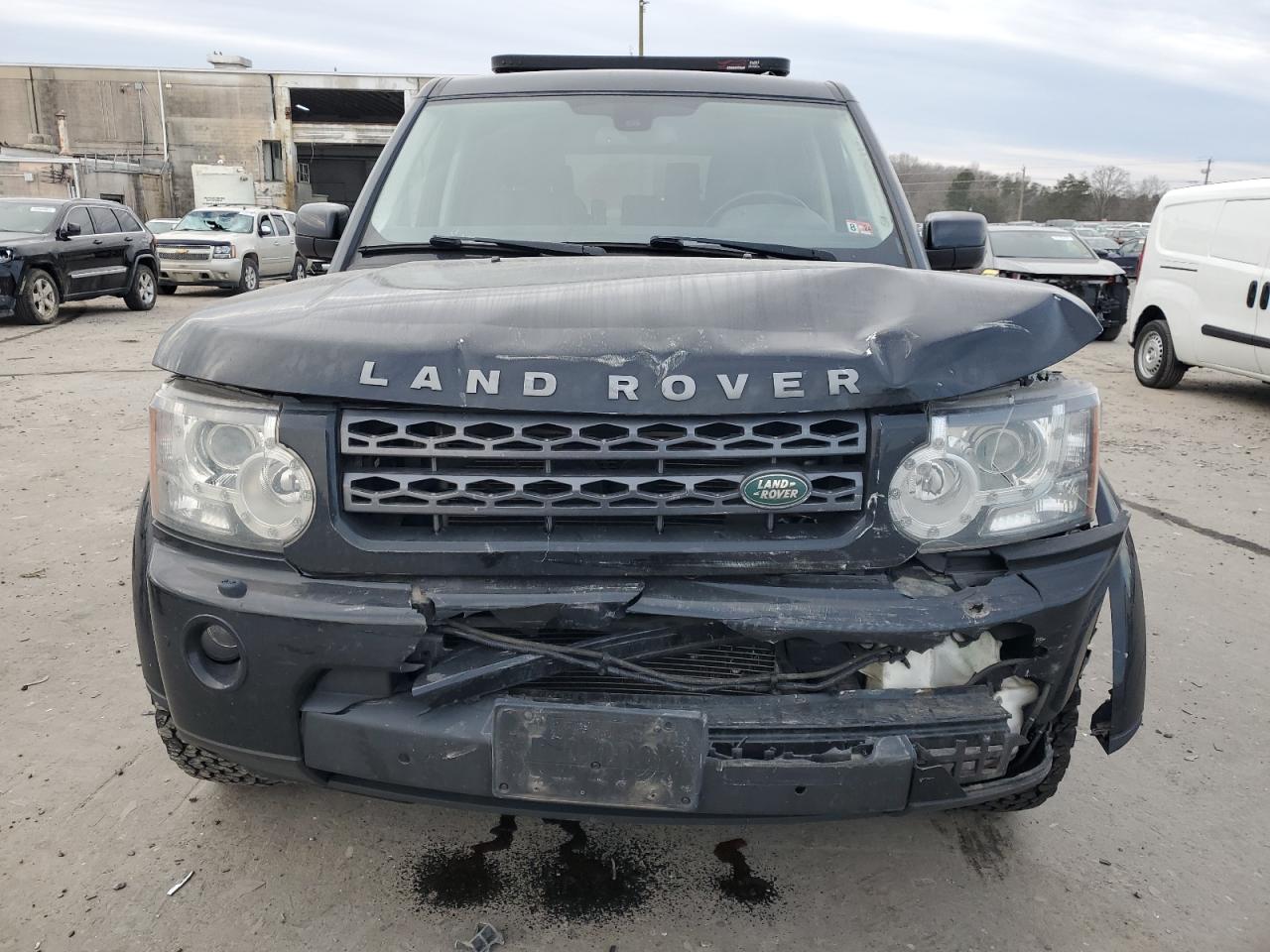 2012 Land Rover LR4 VIN SALAG2D49CA622922 Copart auction photo, front end / minor dent/scratches damage thumbnail 5