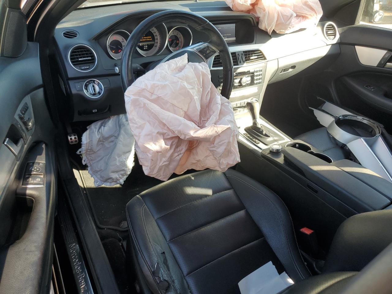 2013 Mercedes-Benz C-klasse VIN WDDGJ4HB3DG115994 Copart auction photo, front end damage thumbnail 8