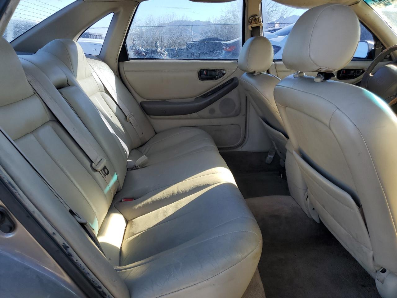1998 Toyota Avalon VIN 4T1BF18B1WU220408 Copart auction photo, mechanical / minor dent/scratches damage thumbnail 10