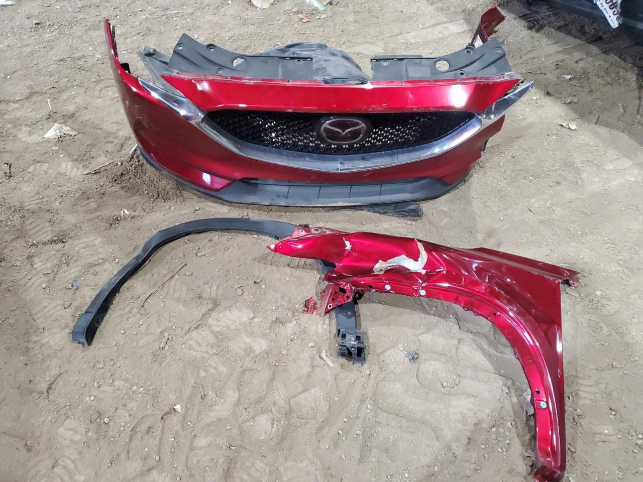 2020 Mazda CX-5 VIN JM3KFADM4L1843988 Copart auction photo, front end / minor dent/scratches damage thumbnail 12