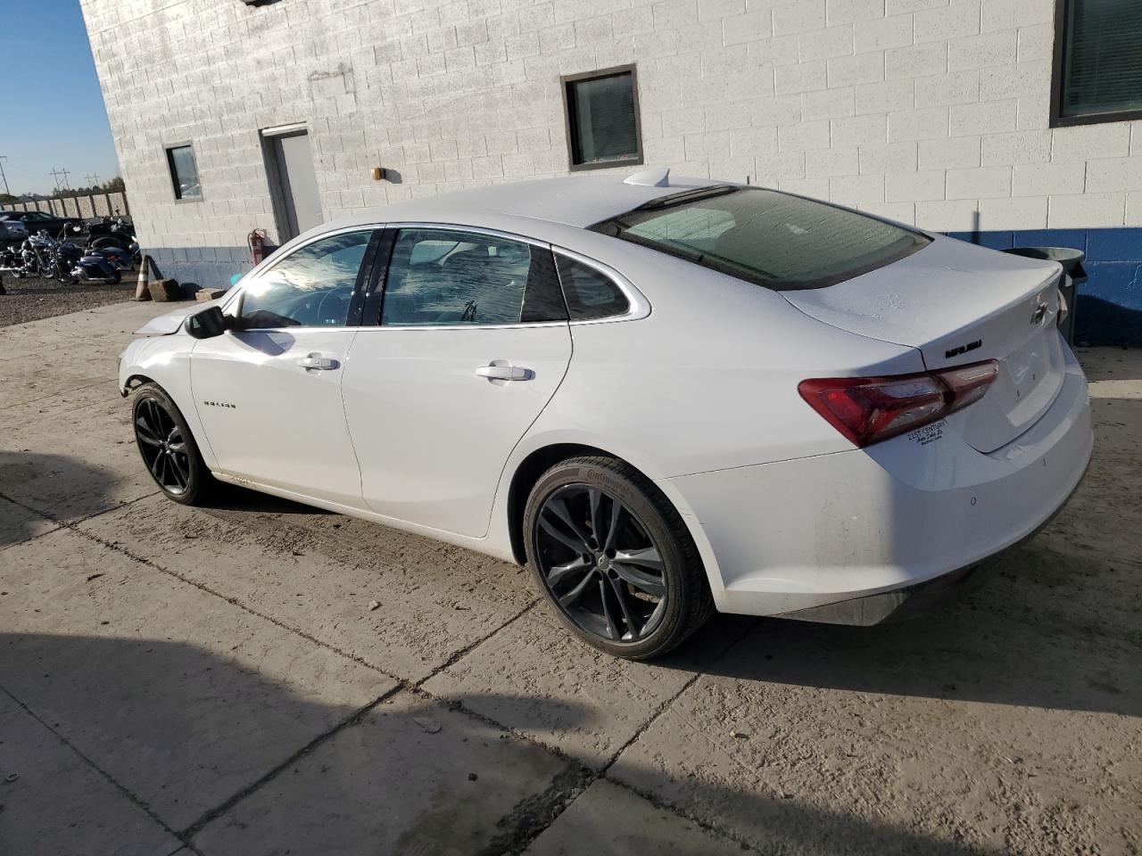 2022 Chevrolet Malibu VIN 1G1ZD5ST2NF111081 Copart auction photo, front end damage thumbnail 2