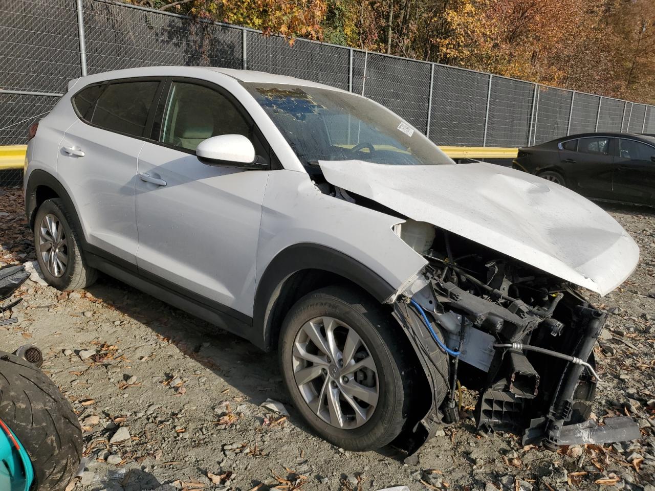 2019 Hyundai Tucson VIN KM8J23A4XKU050526 Copart auction photo, front end damage thumbnail 4