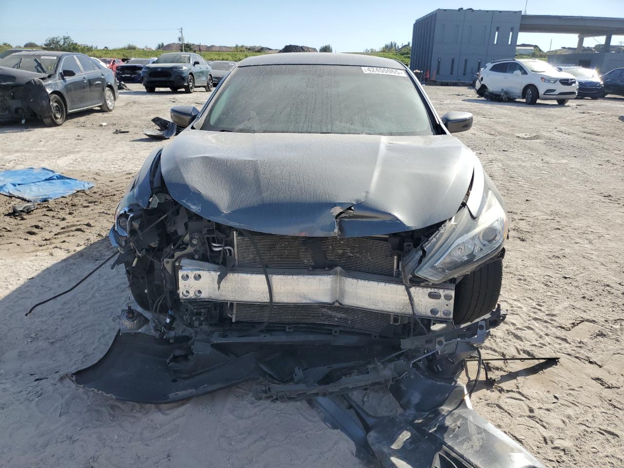 2018 Nissan Altima VIN 1N4AL3APXJC236282 Copart auction photo, front end / minor dent/scratches damage thumbnail 5