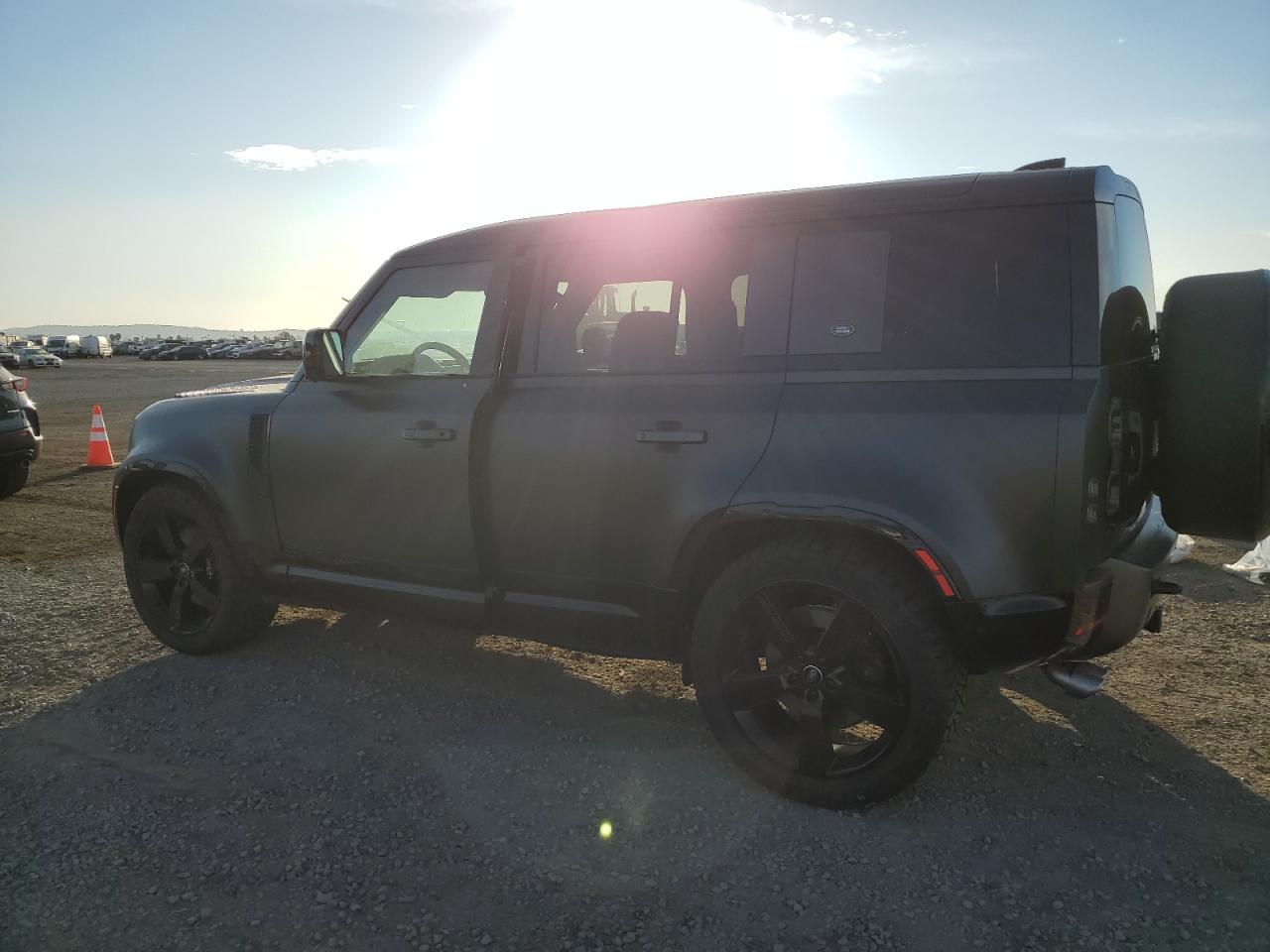 2024 Land Rover Defender VIN SALEWEEE2R2332134 Copart auction photo, mechanical damage thumbnail 2