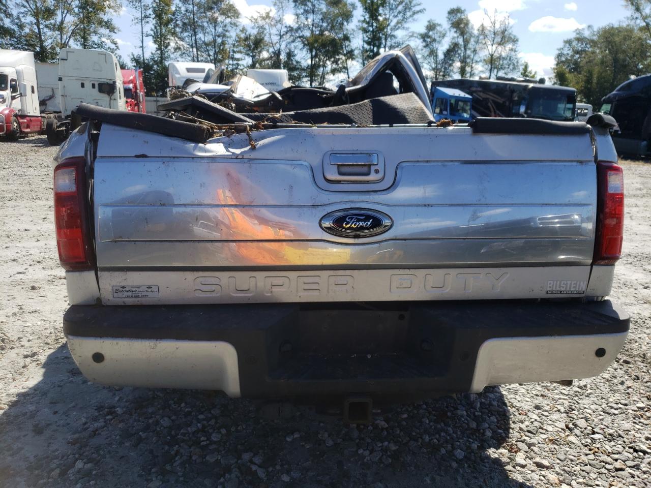2013 Ford F250 VIN 1FT7W2BT8DEA72718 Copart auction photo, top/roof damage thumbnail 6