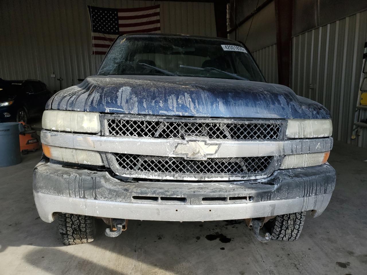2002 Chevrolet Silverado VIN 1GCHK29U52E282057 Copart auction photo, rollover damage thumbnail 5