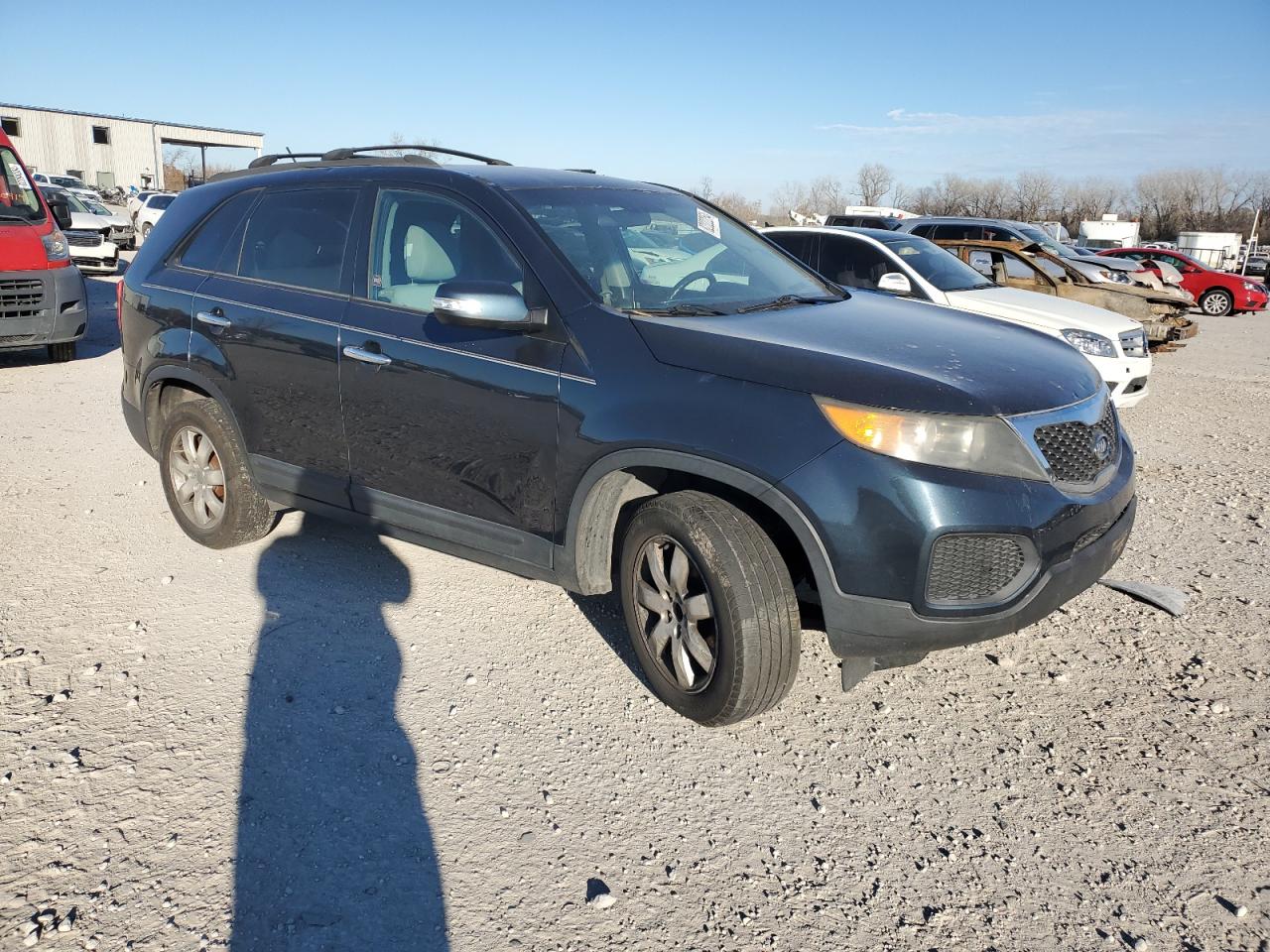 2012 KIA Sorento VIN 5XYKT3A19CG202682 Copart auction photo, all over / minor dent/scratches damage thumbnail 4