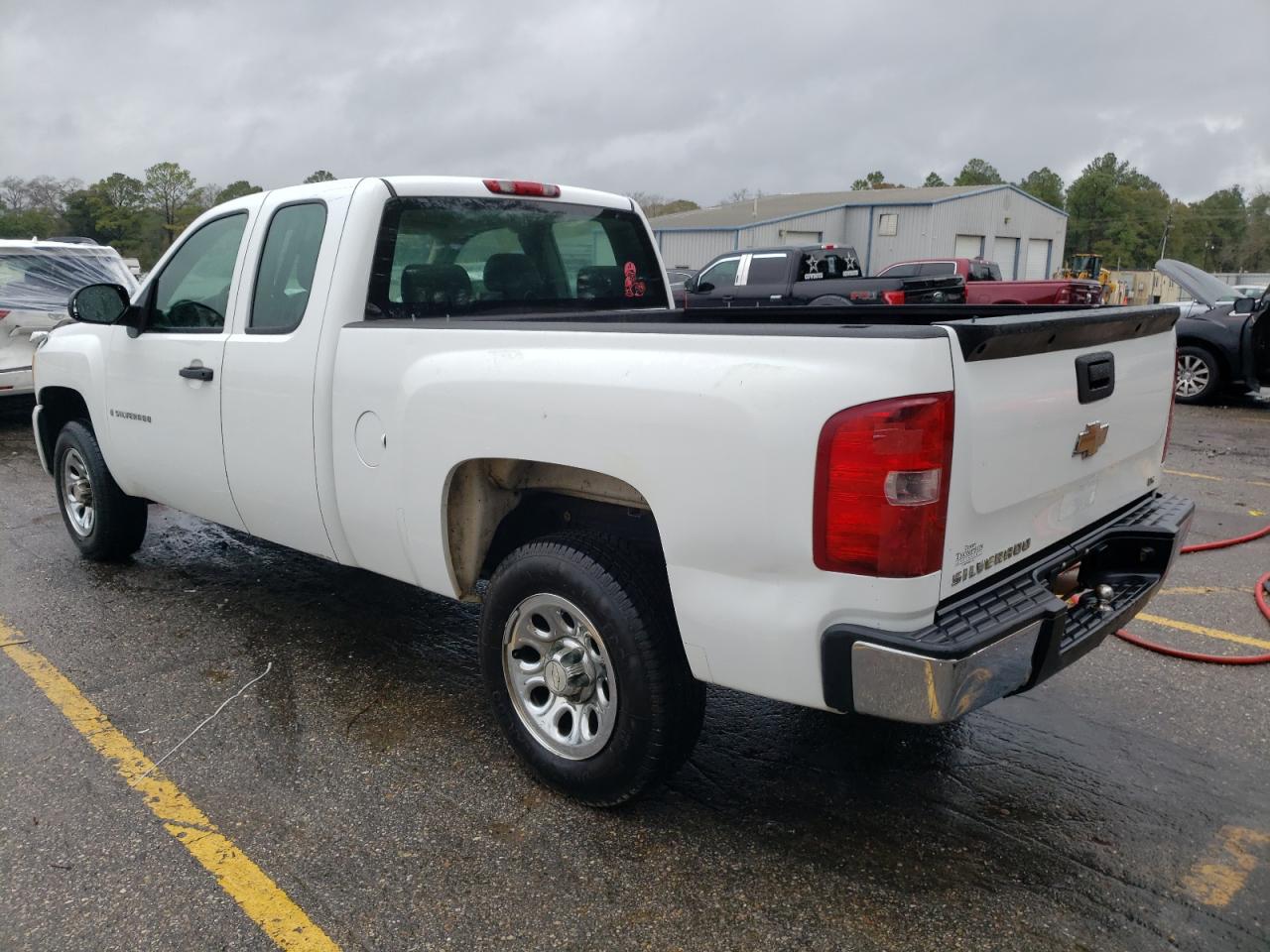 2007 Chevrolet Silverado VIN 1GCEC19X47Z650992 Copart auction photo, front end damage thumbnail 2