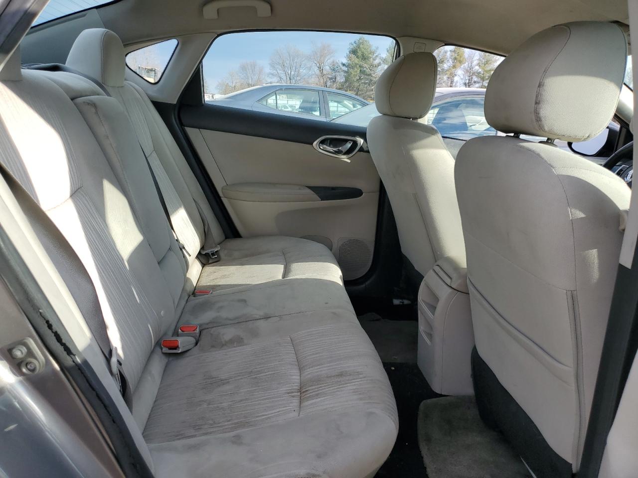 2016 Nissan Sentra VIN 3N1AB7AP8GL667109 Copart auction photo, rear end / minor dent/scratches damage thumbnail 10
