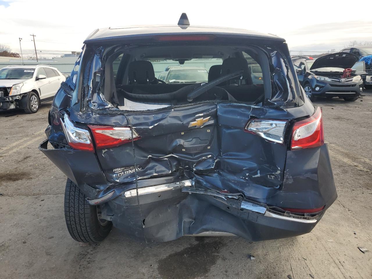 2018 Chevrolet Equinox VIN 3GNAXJEV5JL371466 Copart auction photo, rear end / front end damage thumbnail 6