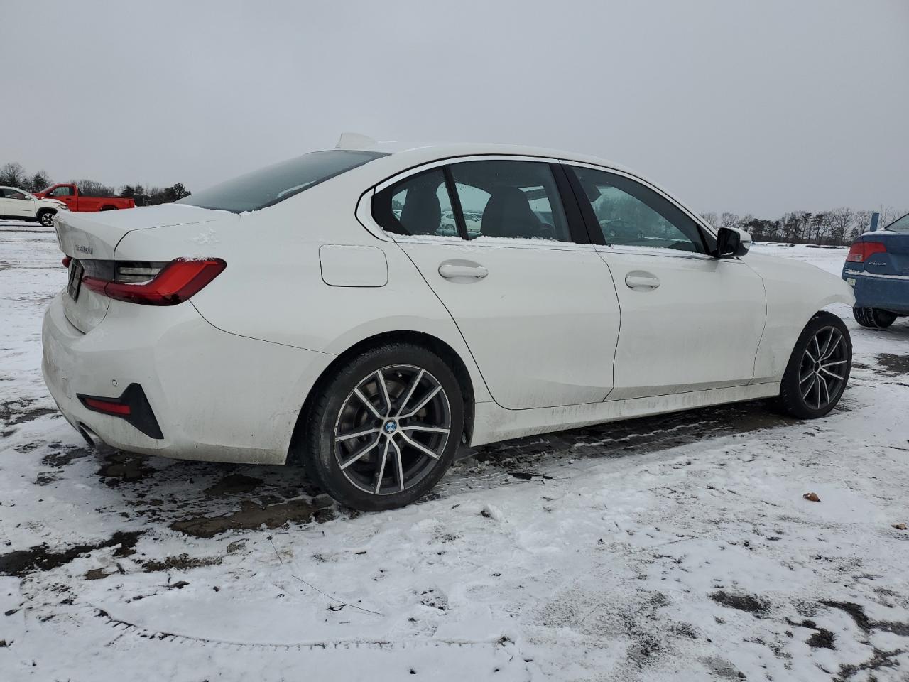 2019 BMW 3er VIN WBA5R7C55KAJ78959 Copart auction photo, front end / side damage thumbnail 3