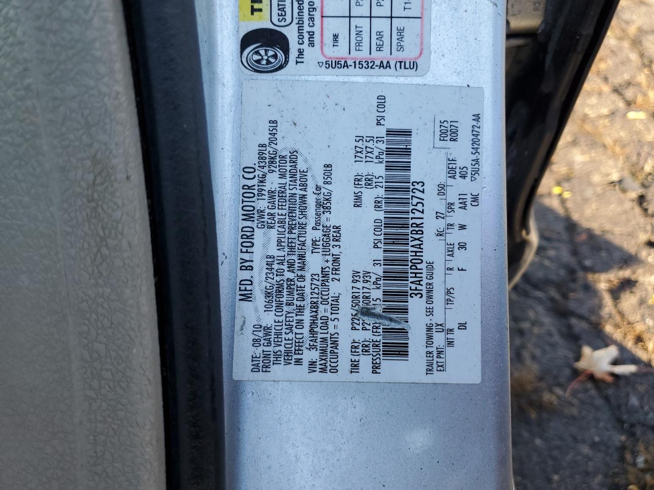 2011 Ford Fusion VIN 3FAHP0HAXBR125723 Copart auction photo, minor dent/scratches damage thumbnail 12
