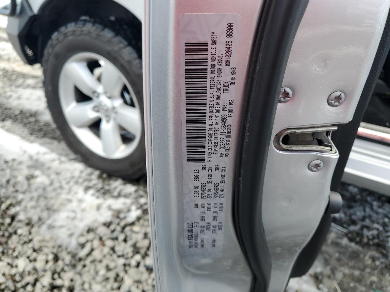 2017 RAM 1500 VIN 3C6RR7LT1HG640969 Copart auction photo, rear end damage thumbnail 12