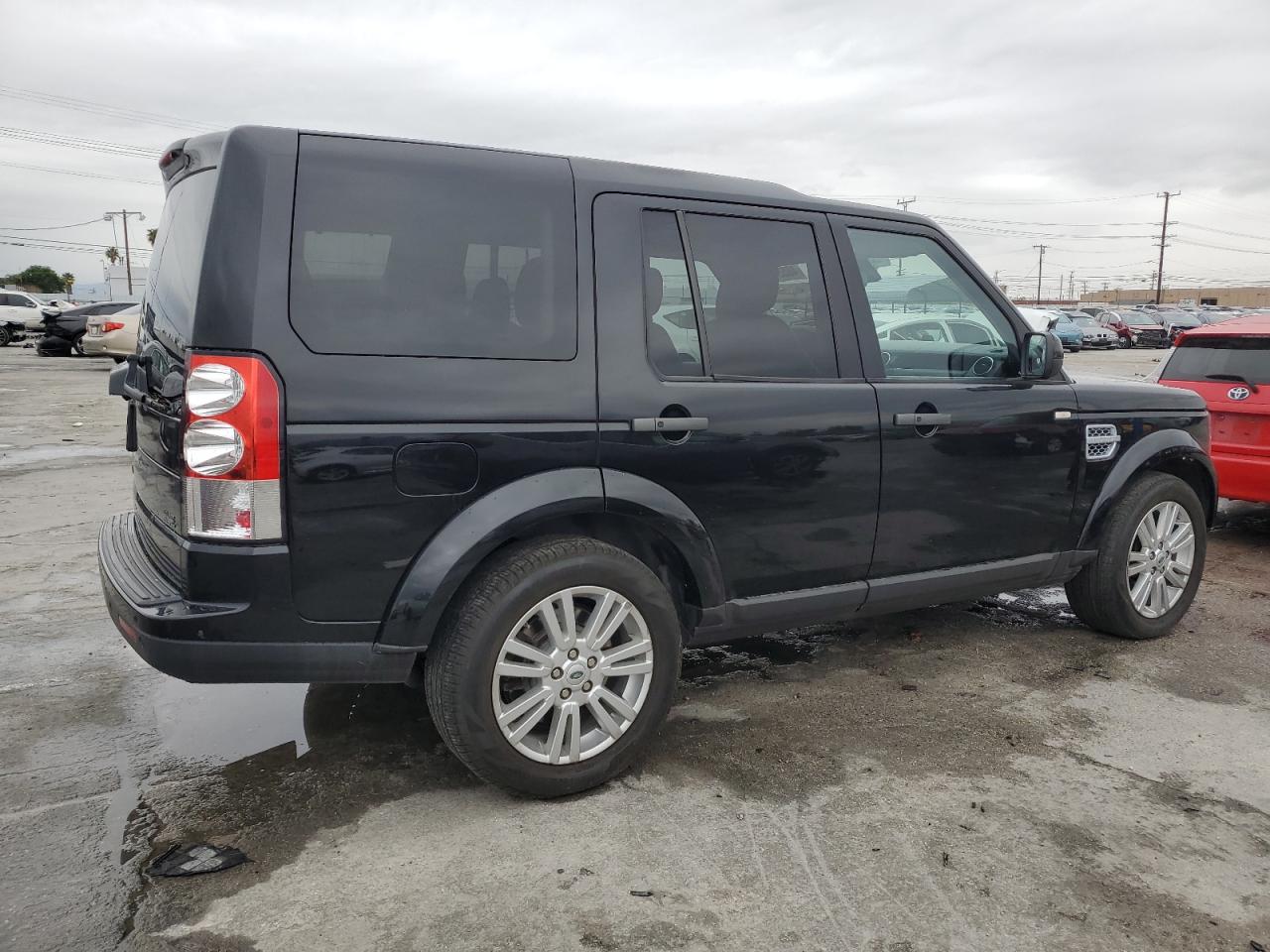2011 Land Rover LR4 VIN SALAK2D43BA587646 Copart auction photo, minor dent/scratches damage thumbnail 3