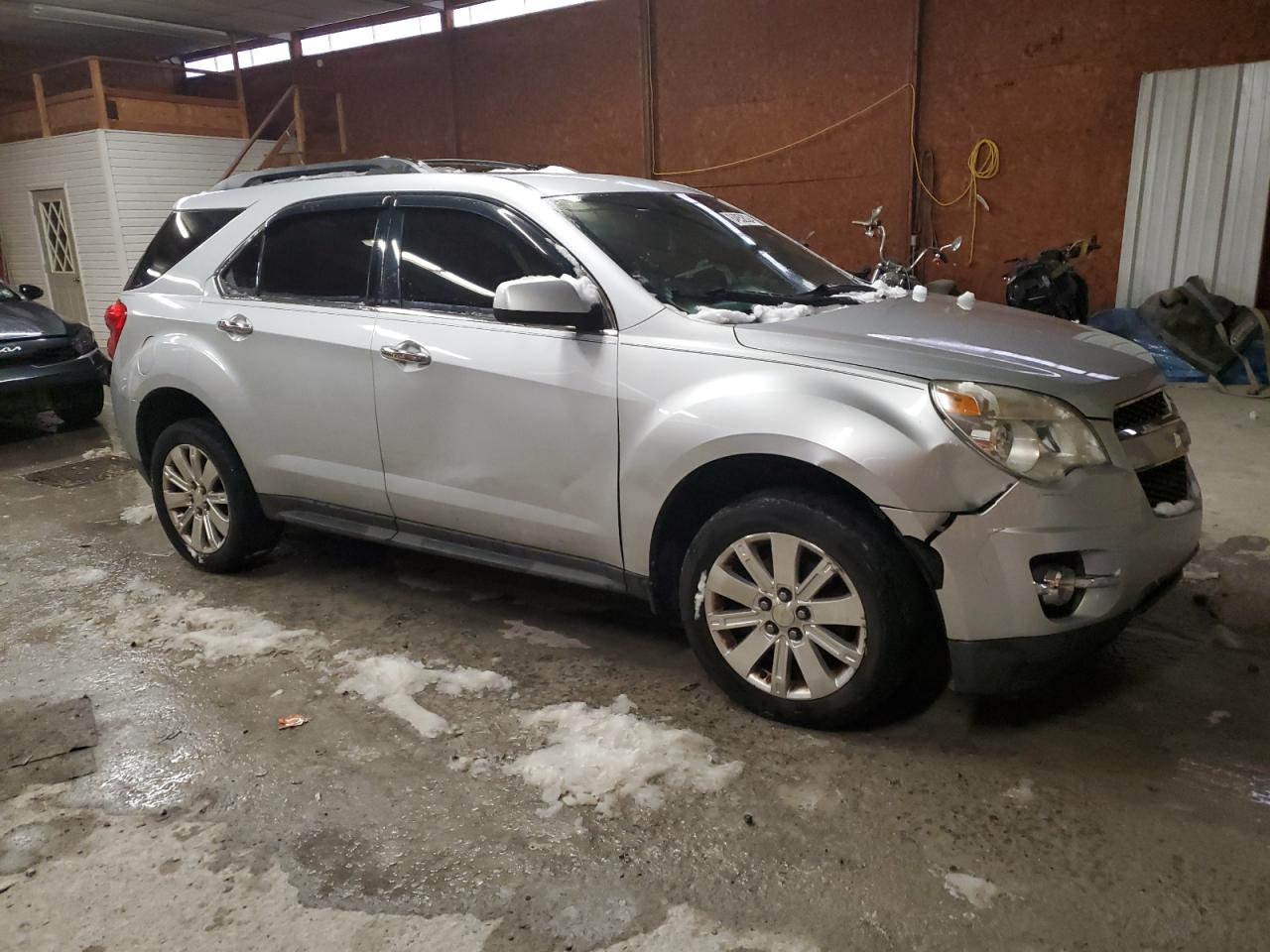 2011 Chevrolet Equinox VIN 2CNFLPE54B6394672 Copart auction photo, front end damage thumbnail 4