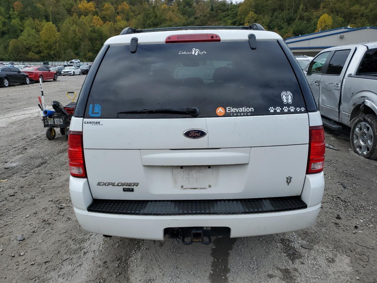 2004 Ford Explorer VIN 1FMZU73W44UA81325 Copart auction photo, front end damage thumbnail 6